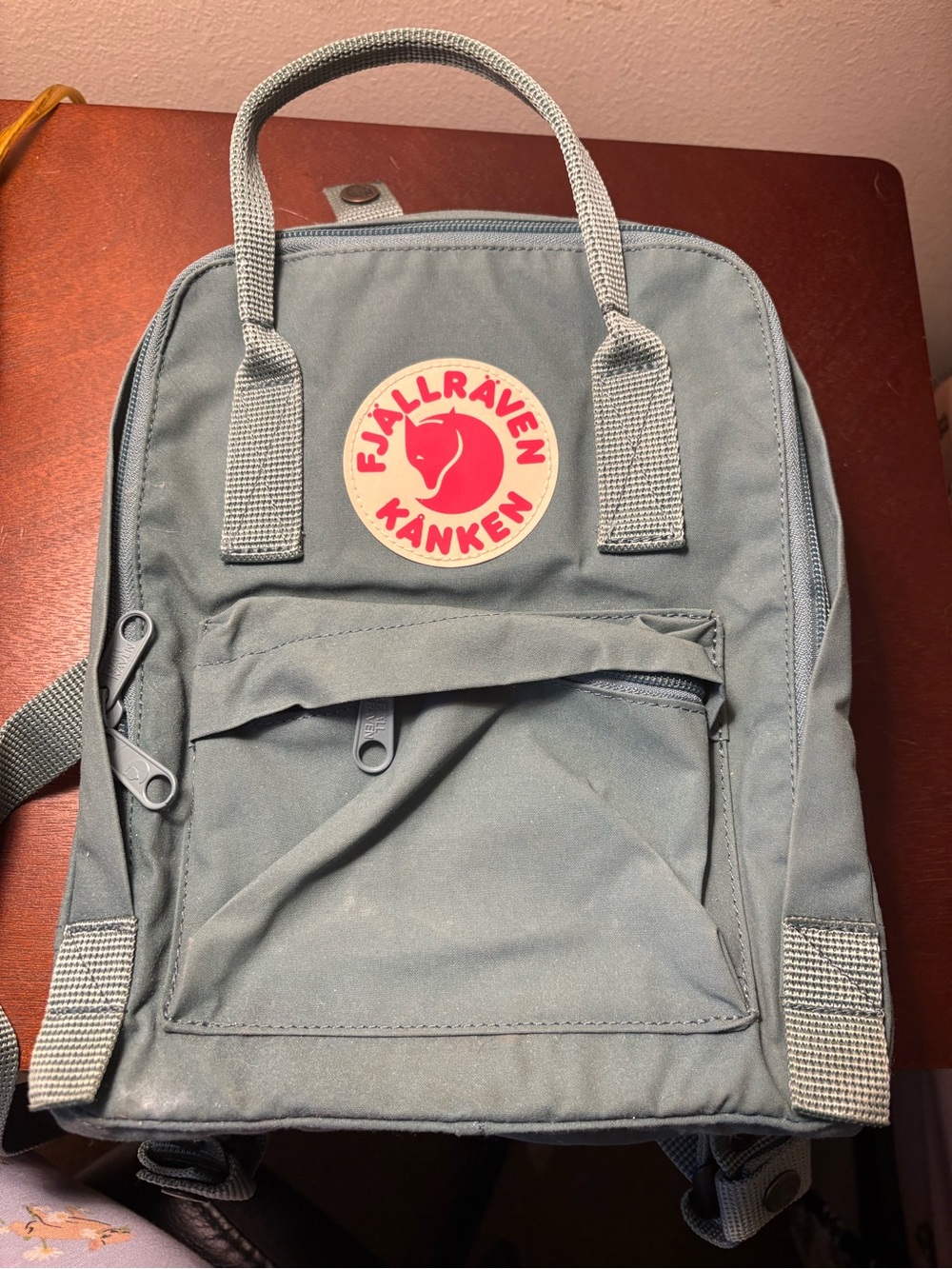 Fjällräven Kånken Mini Backpack in Sage Green